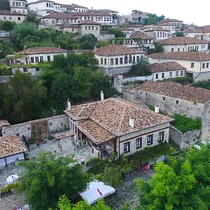 Iljesa , Berat Albania